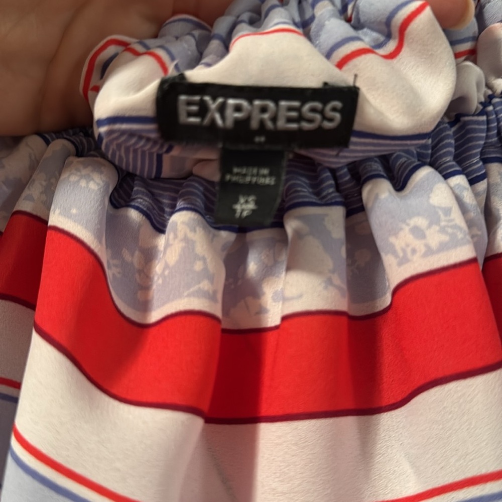 Express Striped Top - Picture 2 of 3